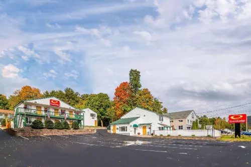 Rodeway Inn Lake George Outlets - Kæledyr tilladt