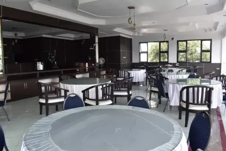 Jati Hotel Ternate Отели в г. West Tanah Tinggi