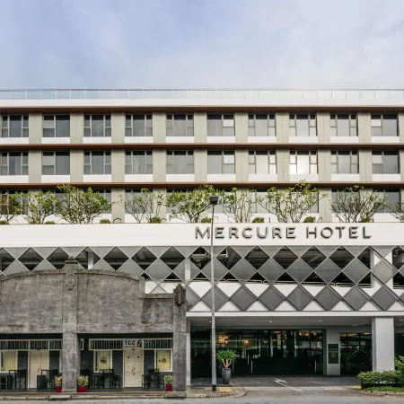 Mercure Singapore Tyrwhitt Отели рядом с достопримечательностью «Торговый центр Mustafa»