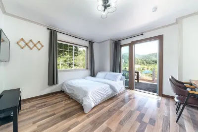 Gapyeong Ohneulharu Spa Pension (Pet Friendly) Hotels near Garden of Morning Calm