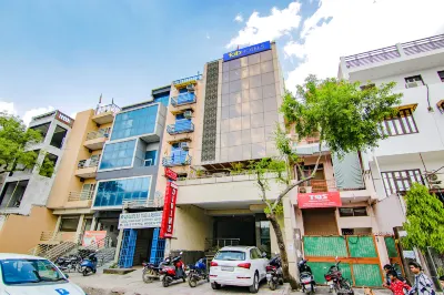 FabExpress the Divine Residency Hotell i Kapas Hera
