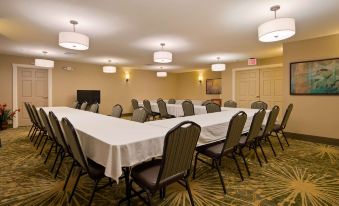 Best Western Plus Menomonie Inn  Suites