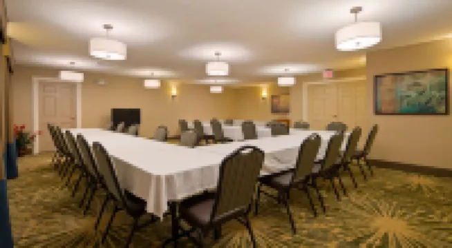 Best Western Plus Menomonie Inn  Suites