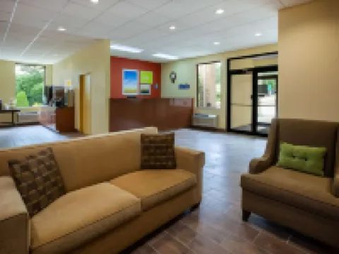 Days Inn by Wyndham Donegal Hotels in Donegal Township