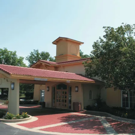 La Quinta Inn by Wyndham Kansas City Lenexa