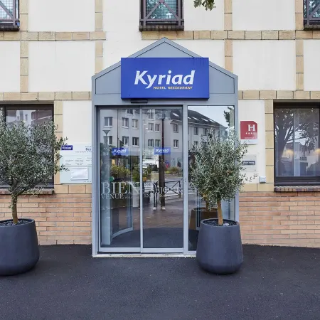 Kyriad Paris Ouest - Bezons la DÉFENSE