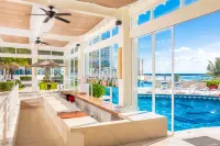 Krystal Cancun - Merinäköala