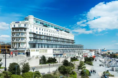 Park Inn Palace, Southend on Sea Hotel in zona Cliff Lift