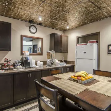 Econo Lodge Lloydminster