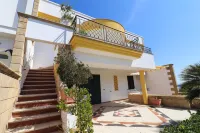 Casa la Perla in Castro Sea View