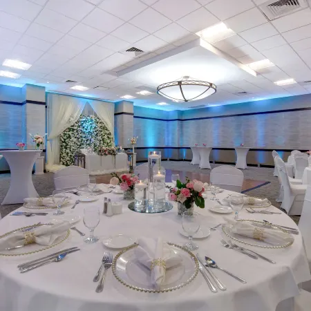 Embassy Suites by Hilton Jacksonville Baymeadows