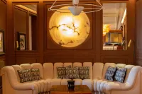 莫內特拉馬德里酒店，希爾頓格芮精選