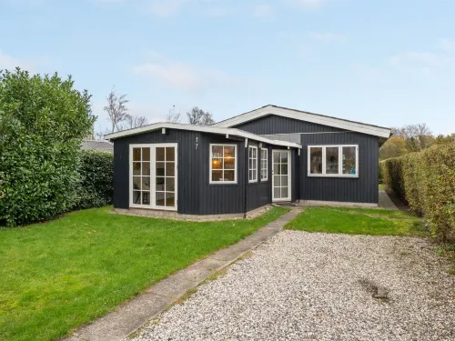 "Maybrit" - 50m from the Sea
