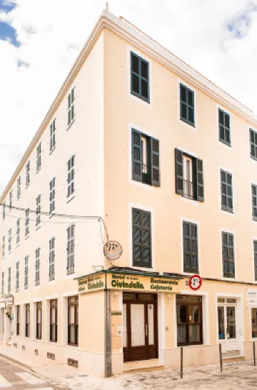 Sagitario Hostal Ciutadella Hotels in Son Xoriguer