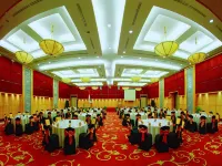 Grand Basko Hotel Padang Hotels in Katapiang