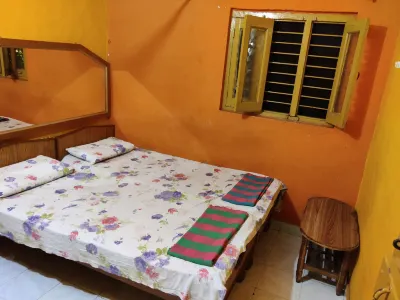 Archana Guest House River View Hotels near Hampi Bazaar St