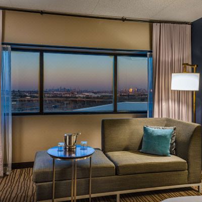 King Room With Roll-in Shower-Mobility Accessible DoubleTree by Hilton Hotel Newark Airport Promo Code