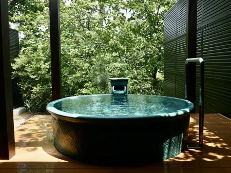 Hakkei-en Отели рядом со станцией JR Bandai-Atami station