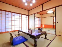 Yunomoto Onsen Hotels in Kobayashi