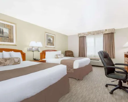 Ramada by Wyndham Ely Hoteles en Ely