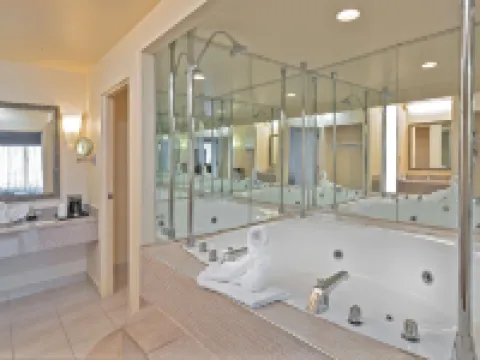 เบสท์เวสเทิร์นพลัส โฮเทลแอนด์คอนเฟอเรนซ์เซ็นเตอร์ โรงแรมในบัลติมอร์