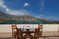 Linda's Villa in Unrivalled Position in Kournas - Amazing View! - Mountain view