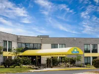 Days Inn by Wyndham Carlisle North Hotels in Middlesex Township