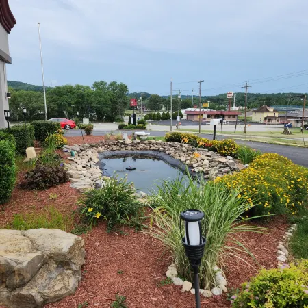 Red Roof Inn & Suites Vineland - Buena