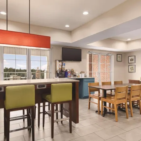 Country Inn & Suites by Radisson, Boone, NC