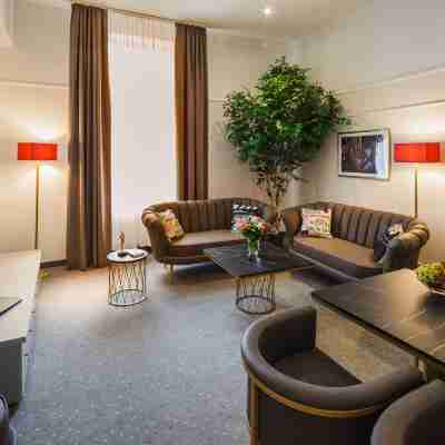 Star-Apart Hansa Hotel Rooms