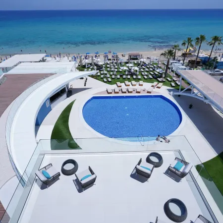 Flamingo Paradise Beach Hotel