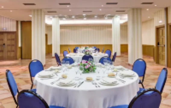 Sercotel Toledo Renacimiento Hotels in Vega de Toledo