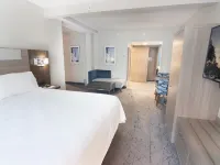 Holiday Inn Express & Suites FORT LAUDERDALE AIRPORT WEST by IHG Hotels in Davie