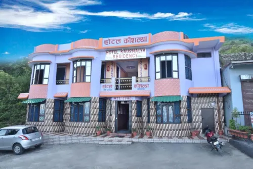 Goroomgo Kaushalya Residency Uttarakhand - parking