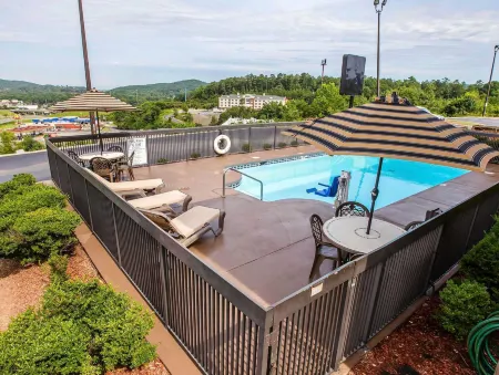 Quality Inn Airport - Southeast Отели в г. Джефферсон