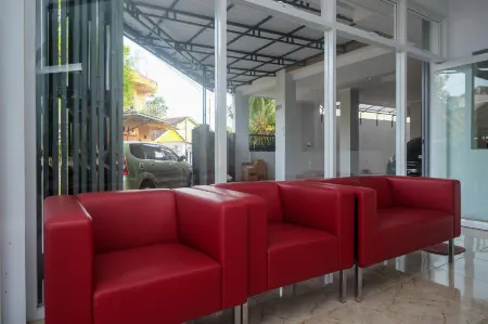 RedDoorz Syariah Near Transmart Pabelan Solo Отели в г. Gatak