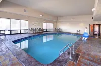 Hampton Inn & Suites Lawton - Pools