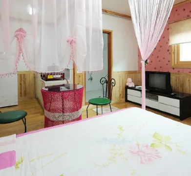 Damyang Clover Pension