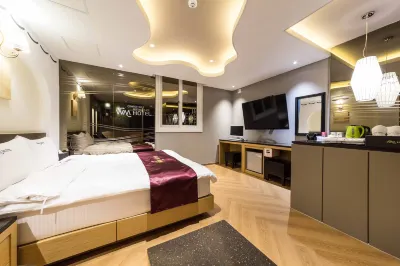 Pyeongtaek (Godeok) Hotel JC