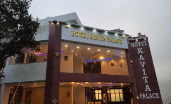 Hotel Kavita Palace