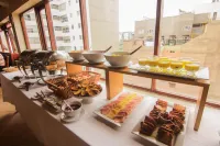 Epiqus Hotel