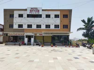 Hotel Shyam Palace Hotels near GARBI CHOWK
