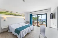 Hotel THB Flora Отели рядом с достопримечательностью «Bodegon El Campesino»