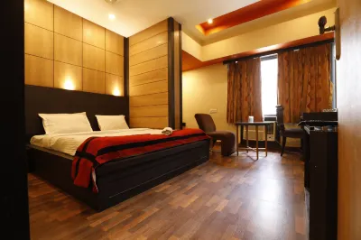 Hotel Trimoorti