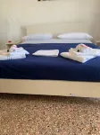 settimo sole affittacamere Hotel in zona Biblioteca Comunale "Pietro Acclavio"