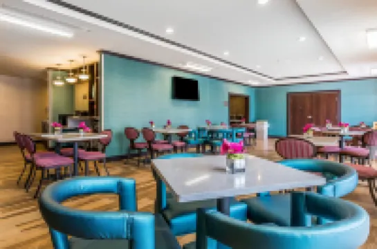 Comfort Inn & Suites Glenpool