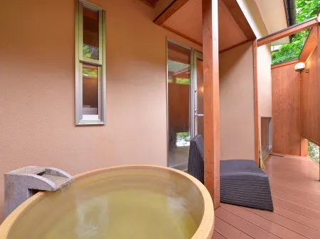 Shimaonsen Kurenai Hotel Отели рядом с достопримечательностью «Shibu Mountain Pass Romance Lift.»