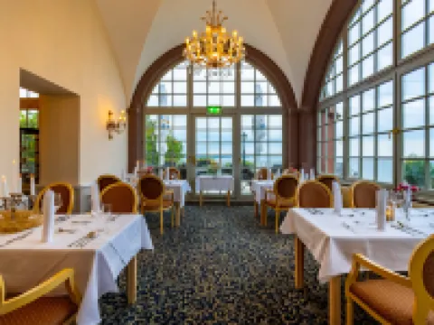 Seehotel Schloss Klink Hotels in Muritz