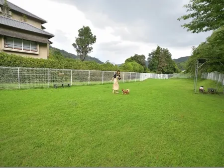 kizuna plus shuzenji Отели рядом с достопримечательностью «Тои Золотая шахта»