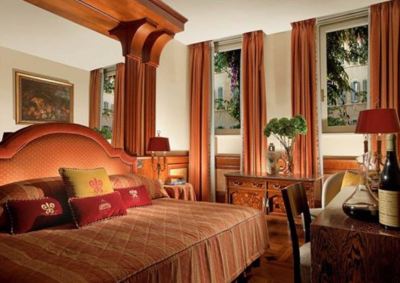 スーペリアルーム ホテル ラファエル ルレ&シャトーの写真